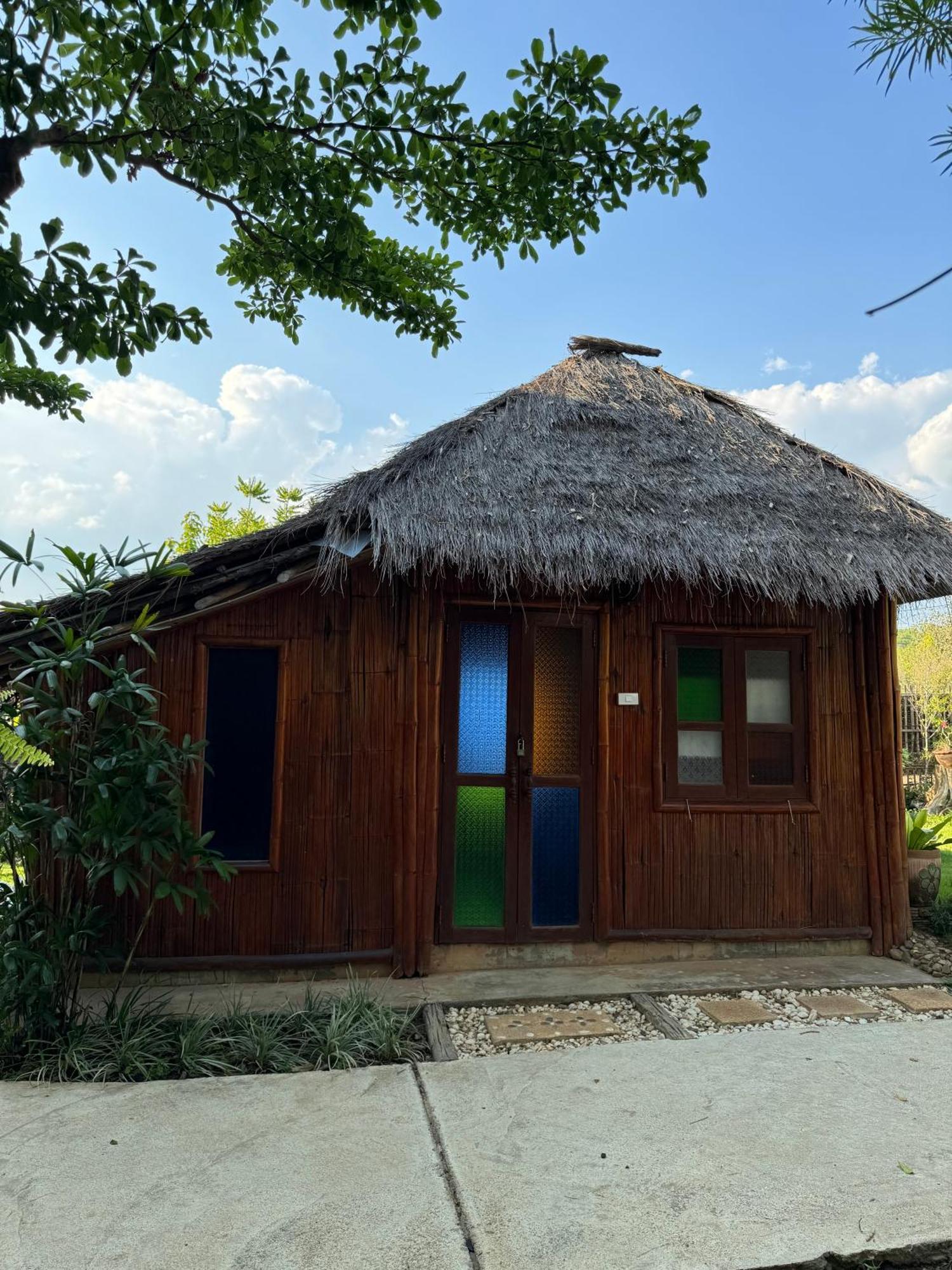 Pai Chao Kha Hotel Bagian luar foto